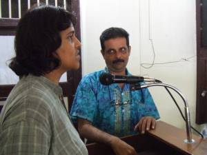 Ujjwala BARVE et Sunil GANU (interprète). Ph M-N F 